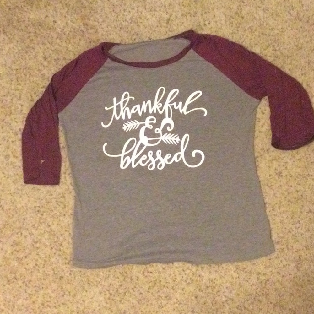 Thankful & blessed graphic tee. Size medium